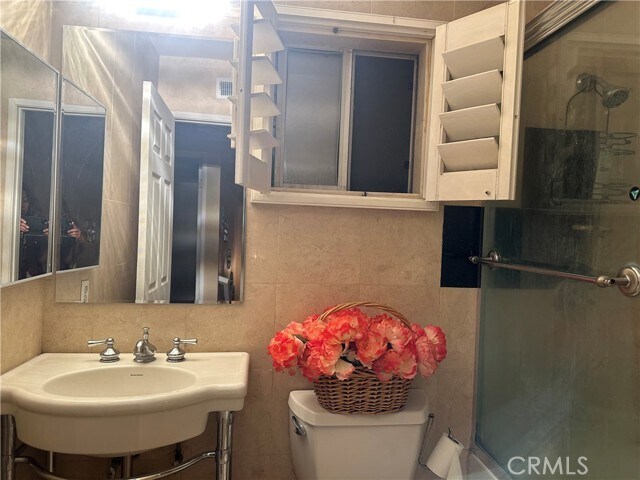 Building Photo - 24237 Seagreen Dr