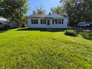 Building Photo - 3221 N Priscilla Ct
