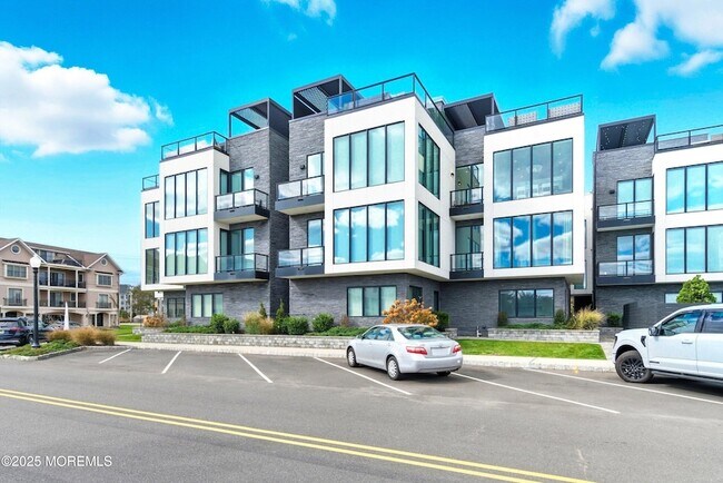 Building Photo - 200 Ocean Ave N