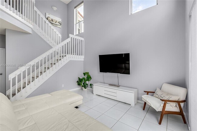 Building Photo - 14972 SW 50th Ct