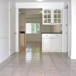 Building Photo - 11111 SW 78th Ct