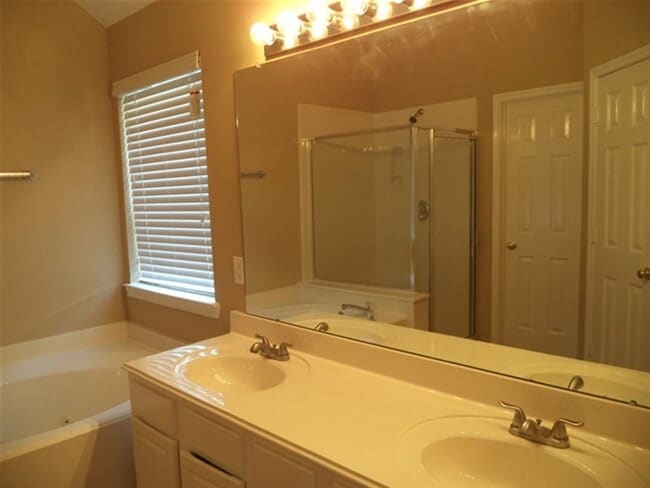 Building Photo - 5214 Flax Bourton St