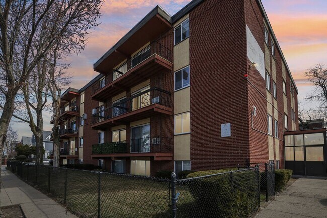 Building Photo - 480 Norfolk St