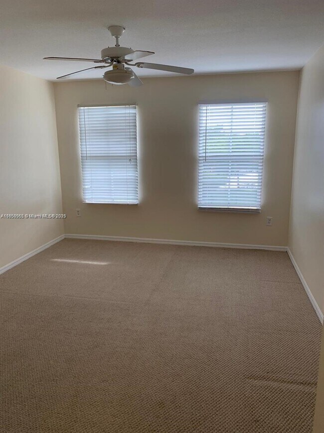 Building Photo - 4041 San Marino Blvd