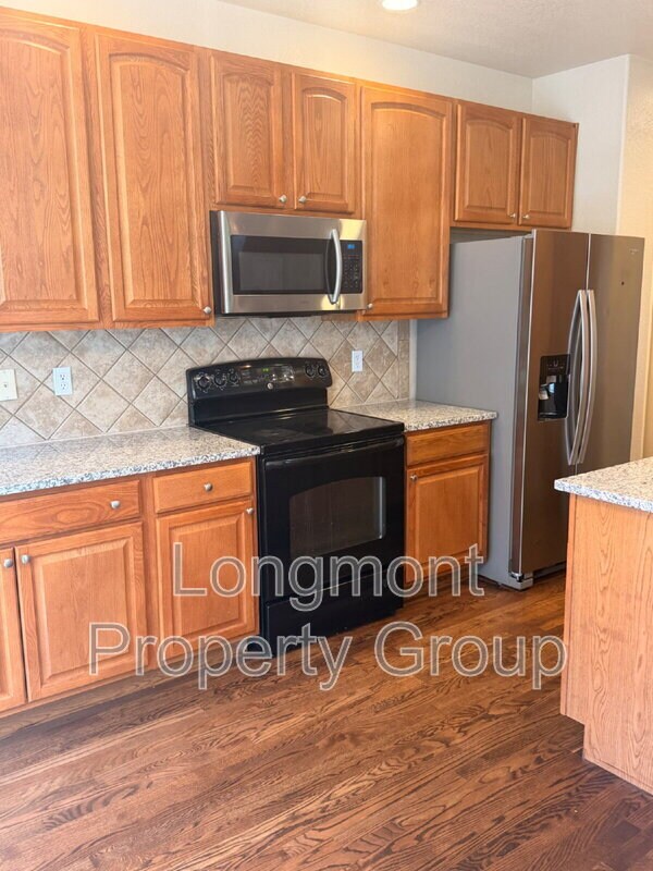Building Photo - 1613 Metropolitan Dr