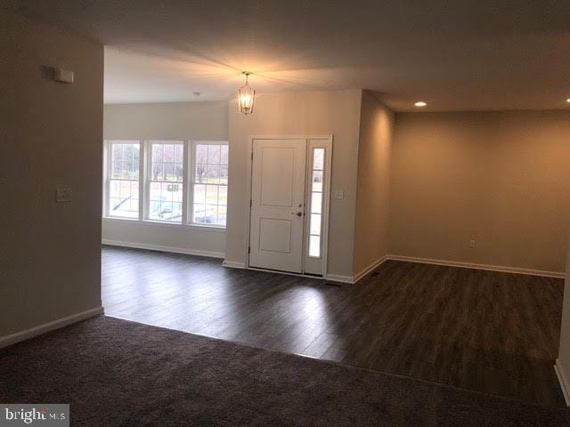 Building Photo - 10 Backwater Ct