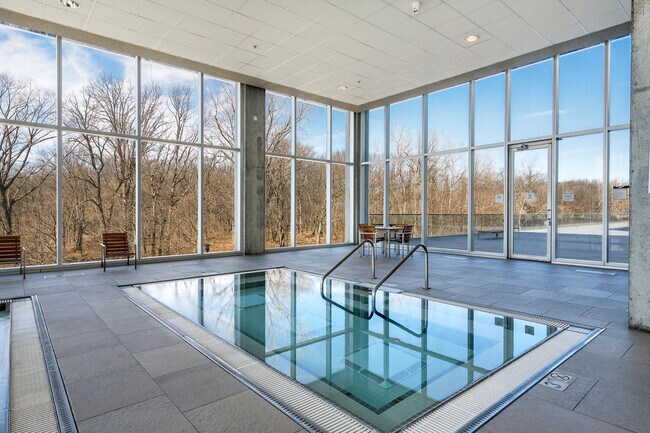 Building Photo - 9655 Woods Dr