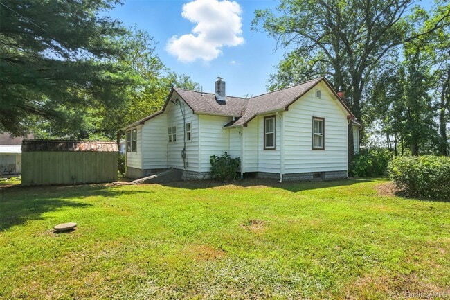 Building Photo - 190 Continental Rd