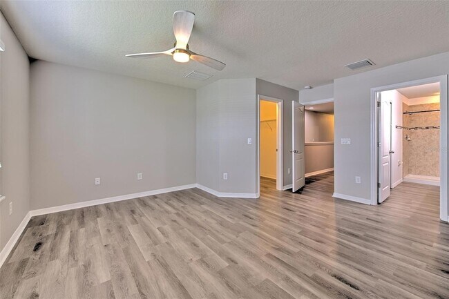 Building Photo - 5116 Bay Isle Cir
