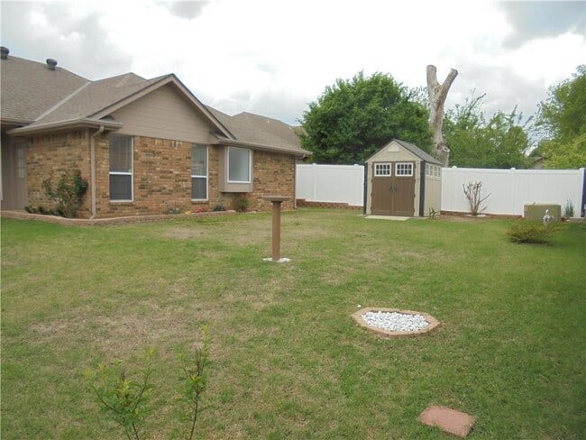 Building Photo - 1206 Windsor Pl