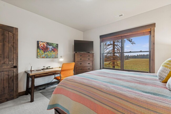 Building Photo - Delightful Monterra 2 Bed 2 Bath Condo with Views of Glacier Park