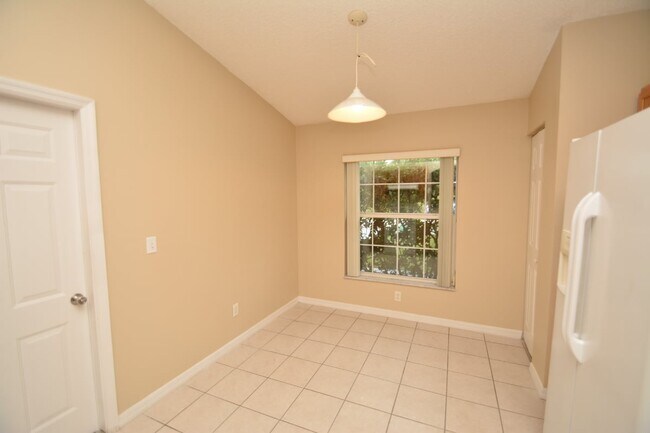Building Photo - 44 Pine Hurst Ln