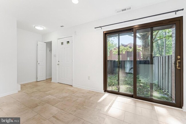 Building Photo - 1377 Northgate Square