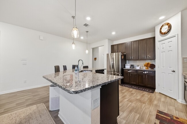 Building Photo - 5724 Texas Sage Dr