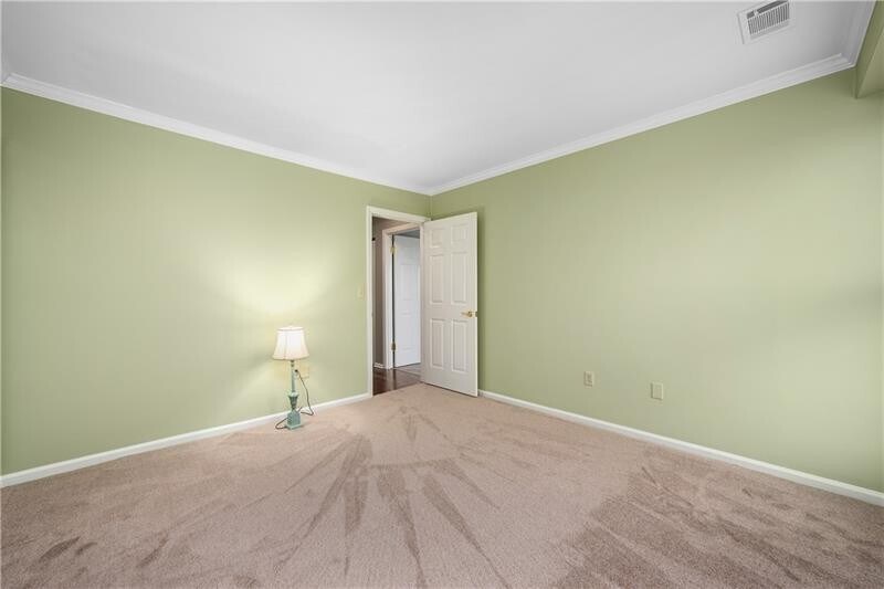Building Photo - 1700 Grandview Ave