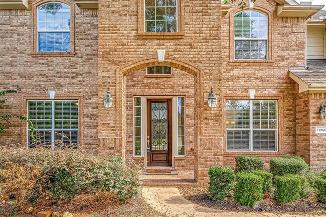 Building Photo - 13910 Desert Trace Ct