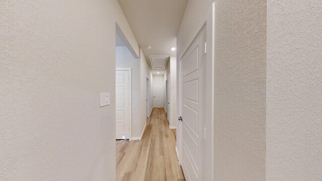 Building Photo - 14134 Granger Pointe Ln