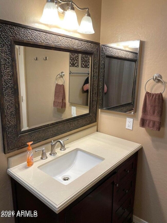 Building Photo - 14948 W Maui Ln