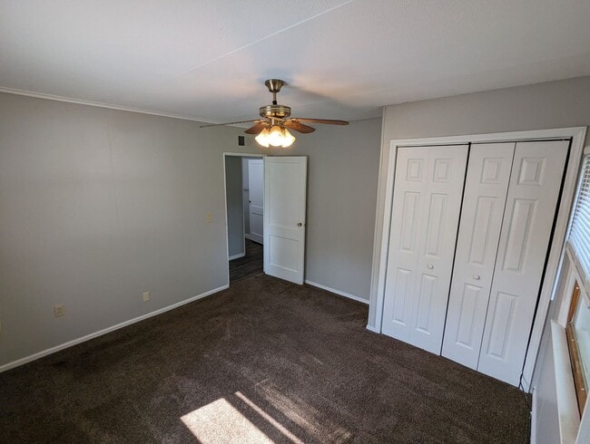 Building Photo - Nicely updated three-bedroom ranch with garage.