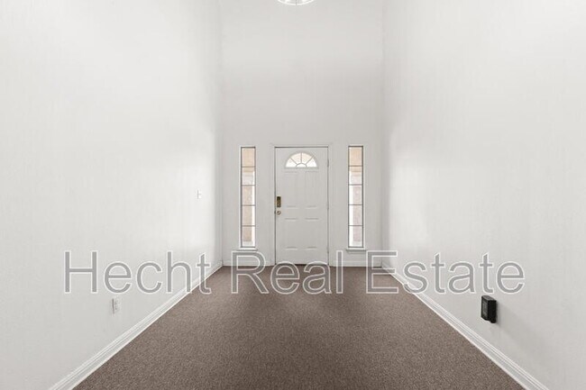 Building Photo - 3117 Douglas Fir Dr