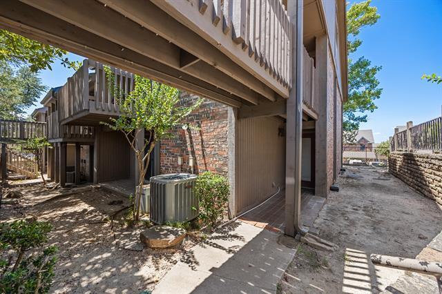 Building Photo - 1533 Signal Ridge Pl