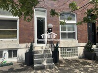 Building Photo - 1015 S Clinton St