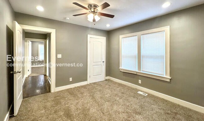 Building Photo - 3421 Indiana Ave