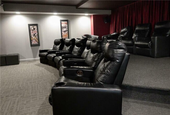 Building Photo - 600 Admiral Blvd