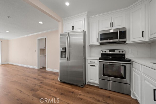 Building Photo - 300 Cagney Ln