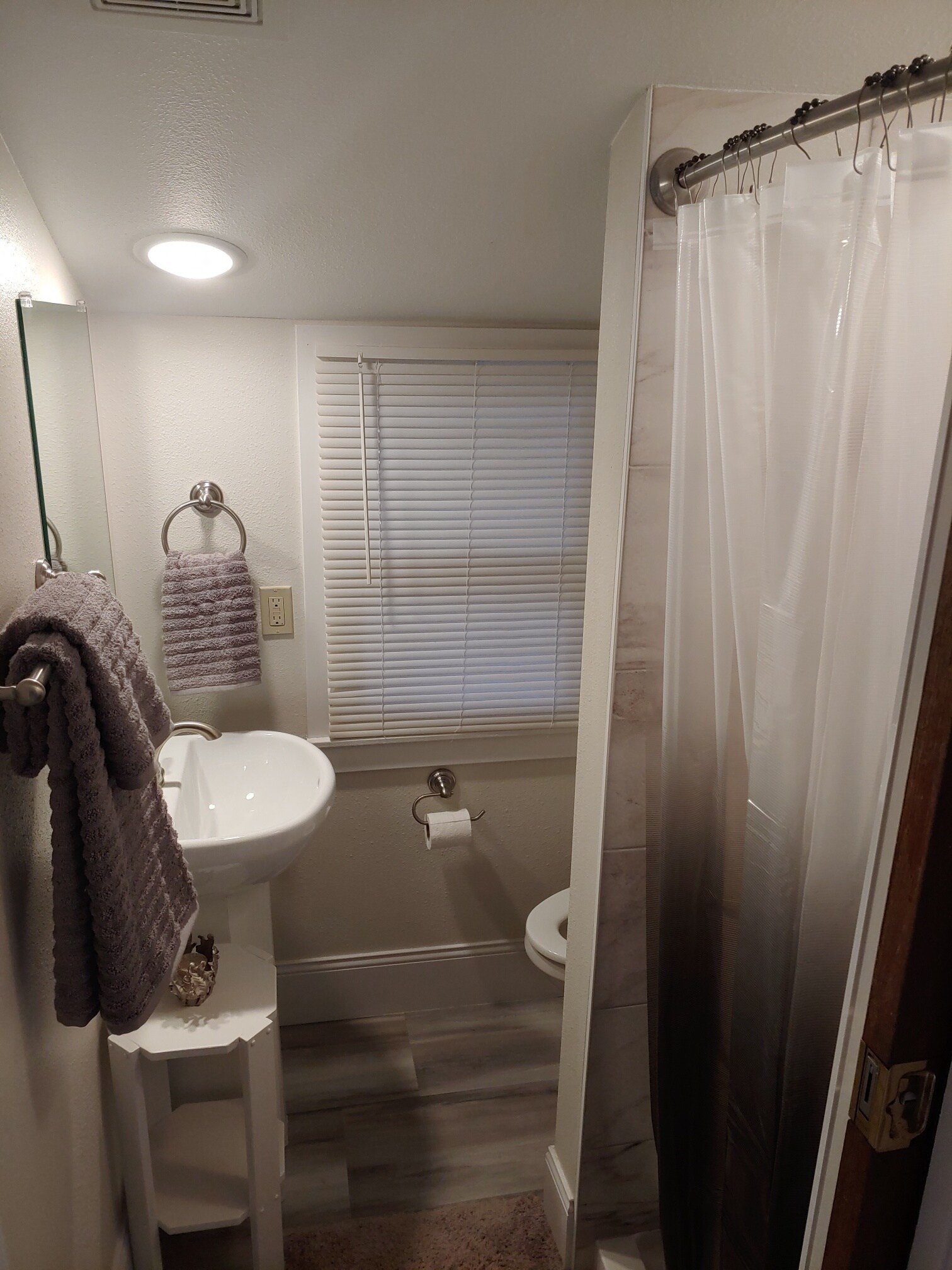 downstairs 3/4 bathroom - 1146 Howard St