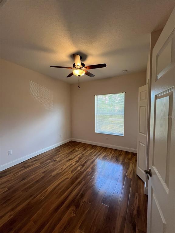 Building Photo - 23 Pine Ash Ln
