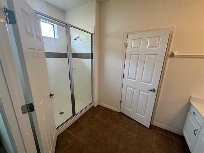 Building Photo - 2529 Rosemont Cir