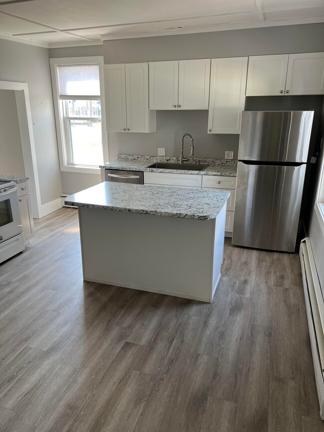 Unit 1 - 48 Clinton Ave