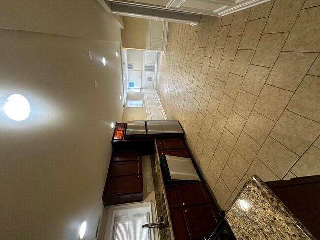 Building Photo - 4825 N Karlov Ave