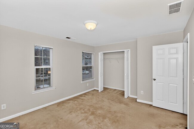 Building Photo - 837 Crestwell Cir