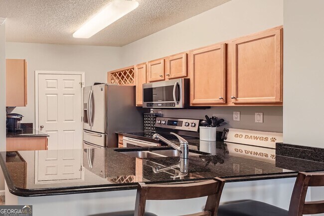 Building Photo - 4333 Dunwoody Park