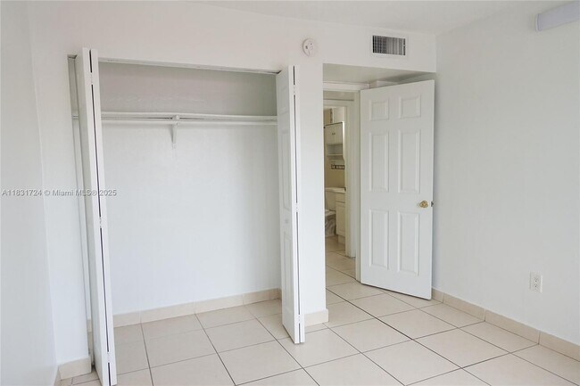 Building Photo - 495 NW 72nd Ave