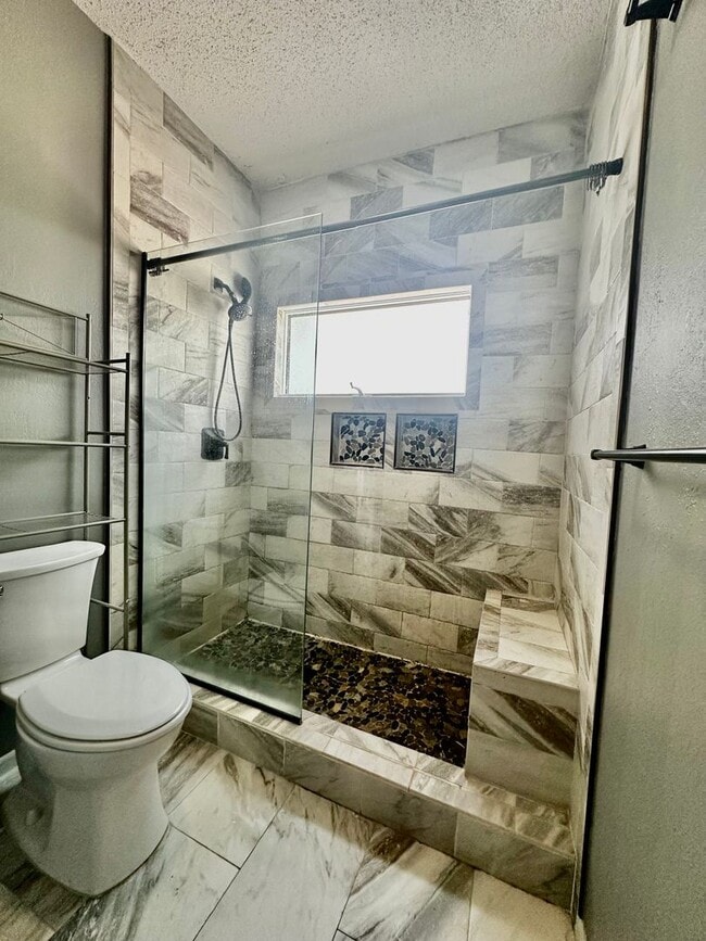 Building Photo - 1 Bedroom Townhome at Quinlans Crossing