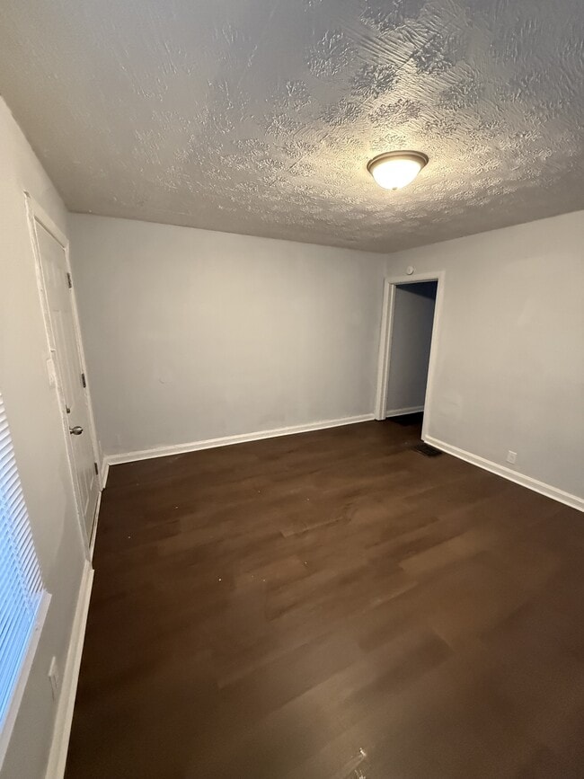 Building Photo - 3444 N Parker Ave