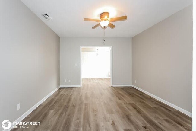 Building Photo - 6811 SE RAINTREE AVE, STUART, FL 34997