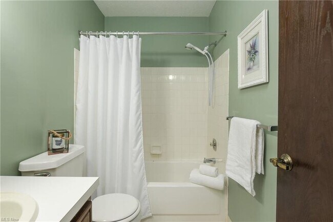 Master Bath - 27467 Westown Blvd