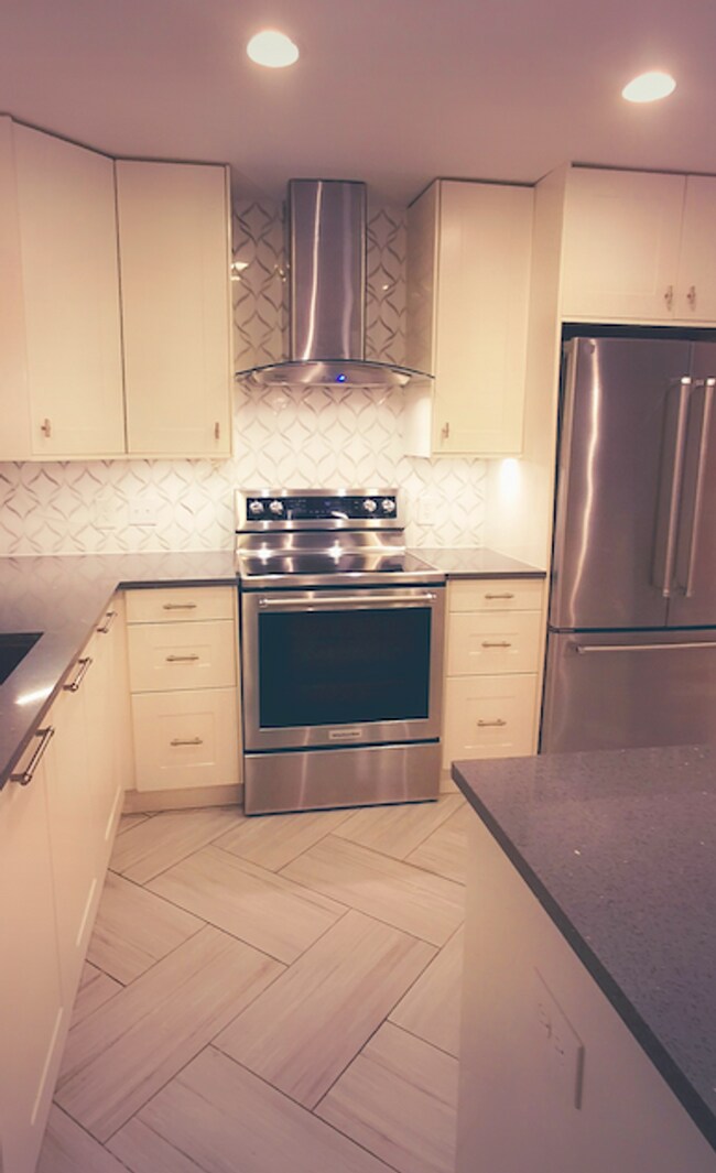 Building Photo - 1096 Gran Paseo Dr