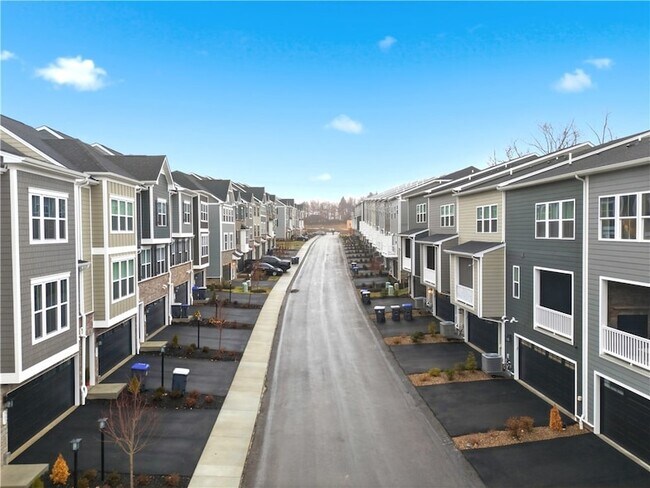 Building Photo - 107 Breckenridge Ct