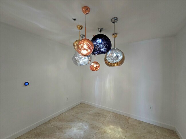 Building Photo - 17301 Biscayne Blvd