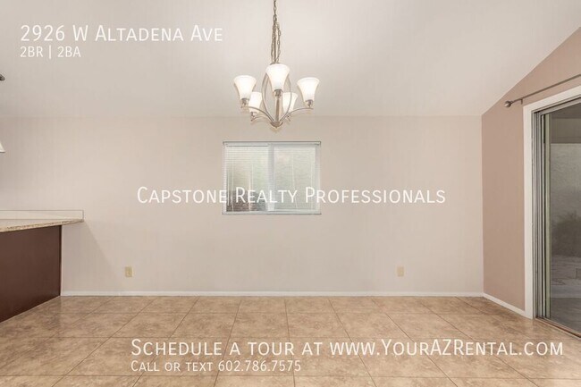 Building Photo - 2926 W Altadena Ave