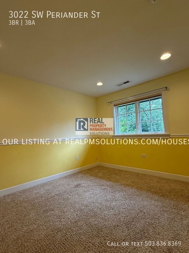Building Photo - 3022 SW Periander St