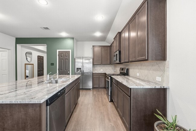 Building Photo - 6303 Cambrai Wood Ln