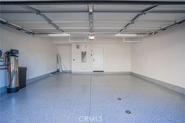 Building Photo - 2317 W Broadway