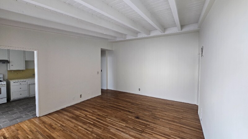 Building Photo - 12015 Lamanda St