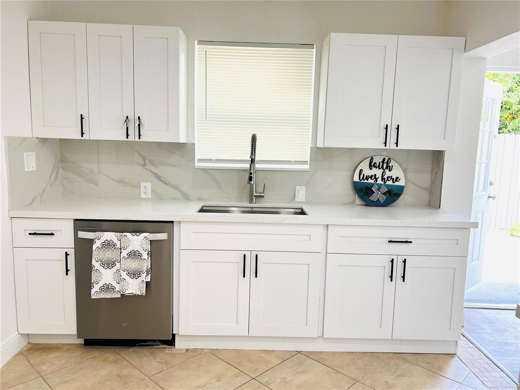 Building Photo - 3962 NW 36th Way